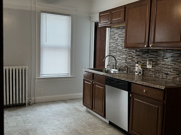 5th image of 35 Mountford St