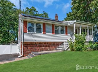 511 Thompson Pl, Middletown, NJ 07748