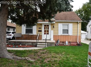 7725 Jackson St, Taylor, MI 48180