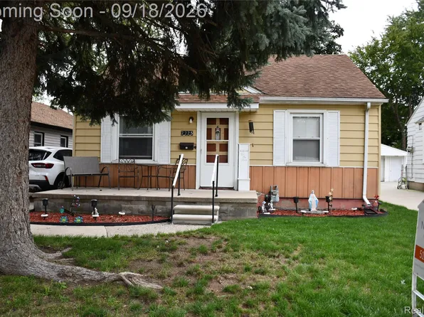 7725 Jackson St, Taylor, MI 48180