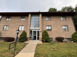 106 Piper Ln, Butler, PA 16001