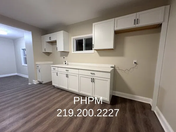 3953 Grant St, Gary, IN 46408