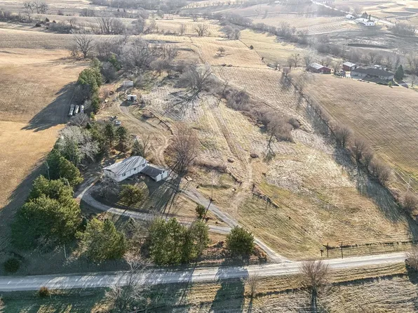 22302 Angus Rd, Gretna, NE 68028