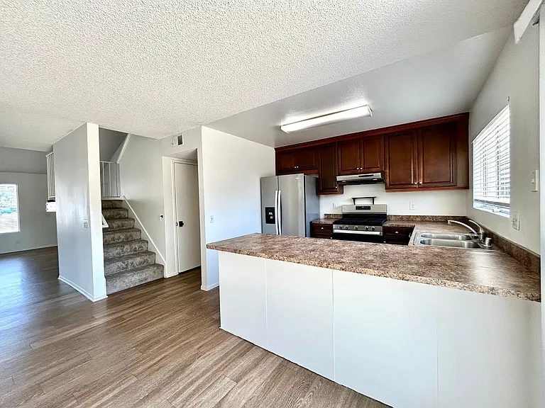 2871 Wardlow Ave — Photo 7