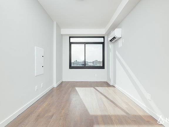 5th image of 594 Bushwick Ave #615