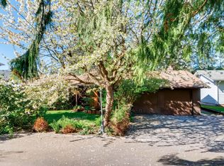 16631 76th Ave NE, Kenmore, WA 98028