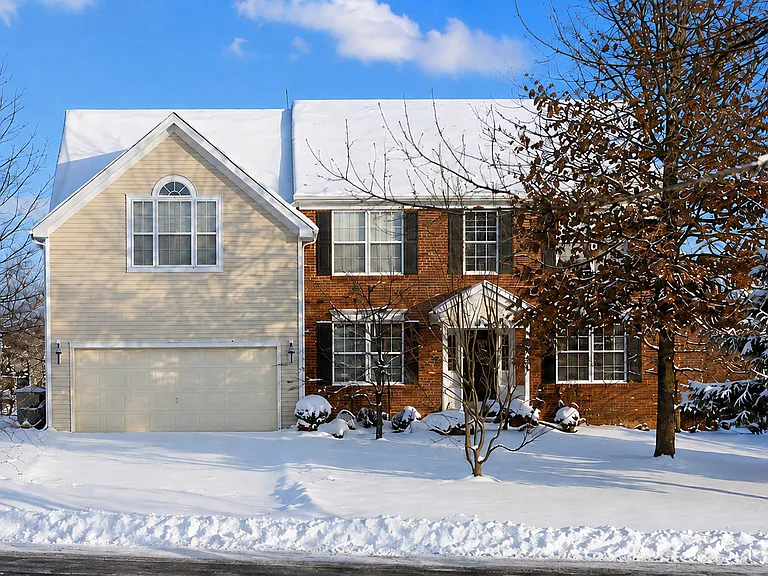 26 Adamson Ct — Photo 2