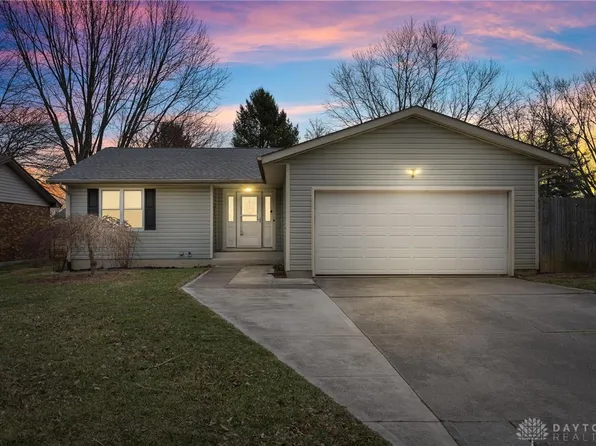 22 Rita Pl, Wilmington, OH 45177
