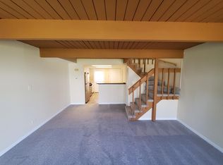 427 Meadow Green Ln, Round Lake Beach, IL
