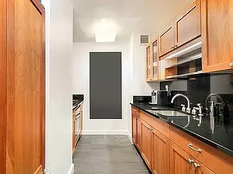 Rented by AVENUE 8 INC