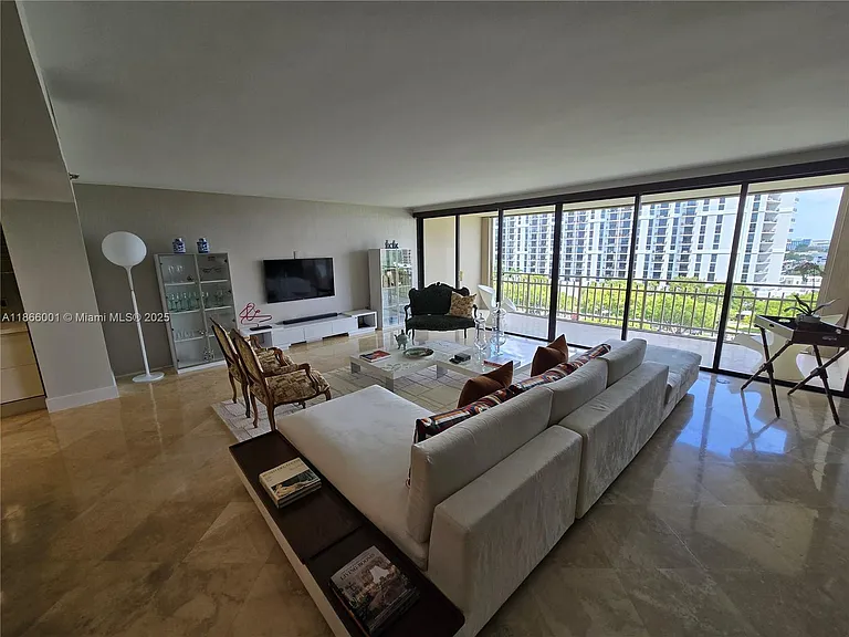 11113 Biscayne Blvd #854 — Photo 6