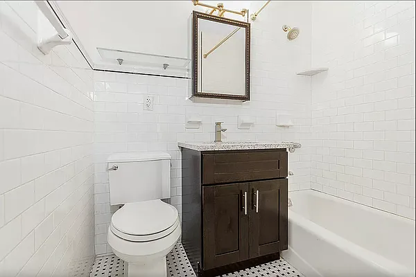 Rented by Living New York | media 10