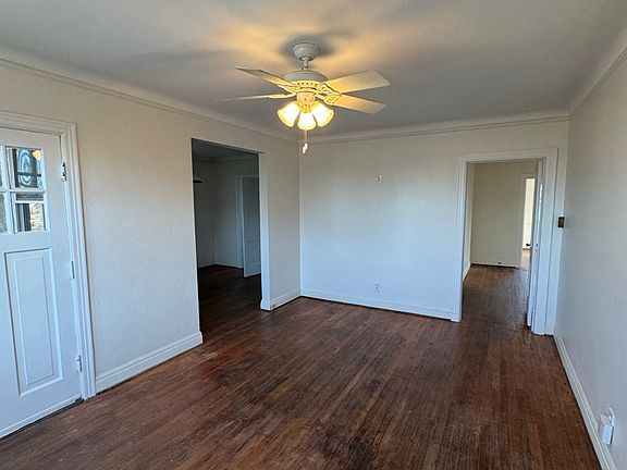 5th image of 3637 Joliet St