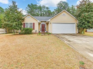 111 Longleaf Pines Dr, Raeford, NC 28376
