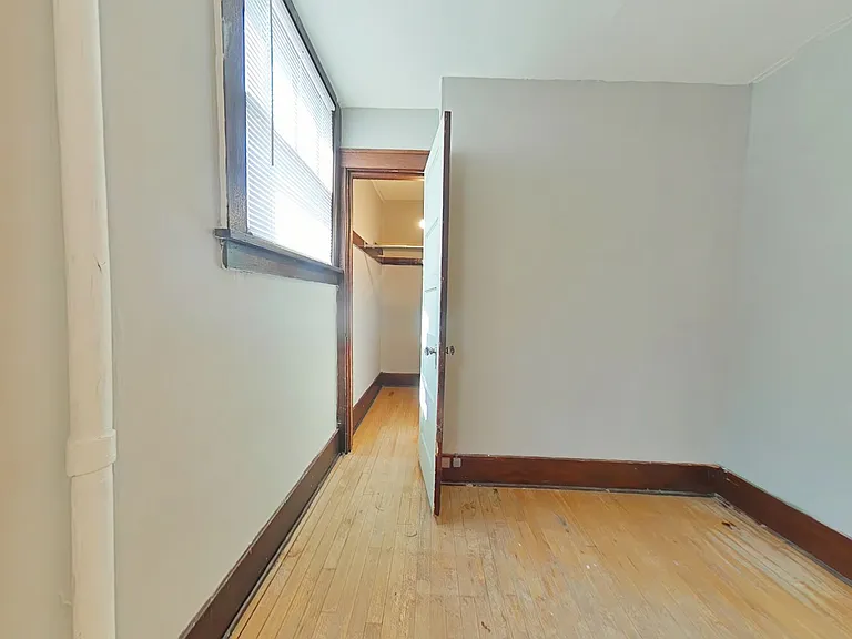 414 State St — Photo 8