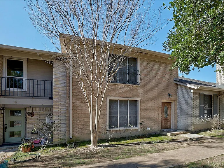 2002 Millay Dr #118 — Photo 3