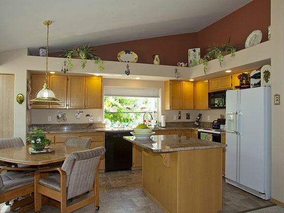 5th image of 7285 Fern Vista Pl SW