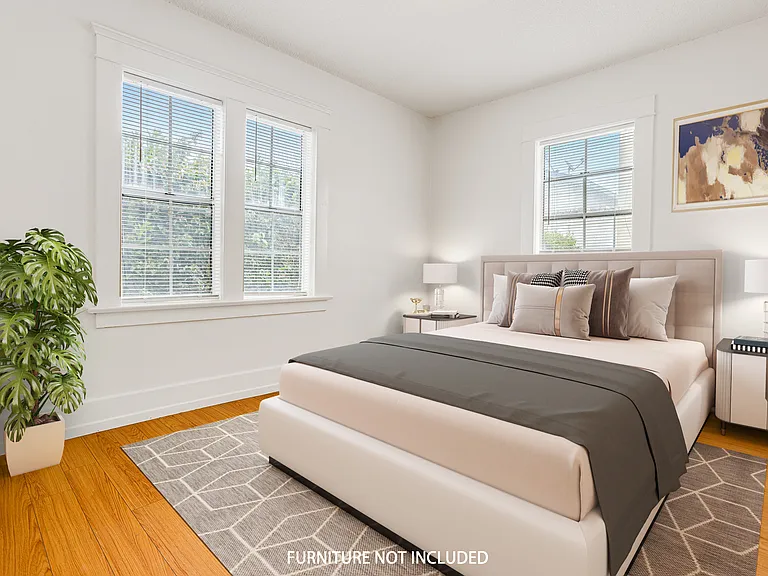 1050 Orange Ave #1050 — Photo 5