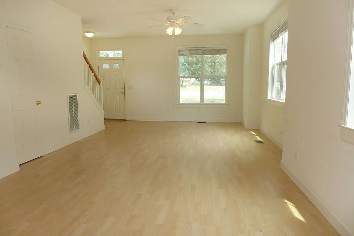 4 bed, 1800 sqft, $3,625 — Photo 2