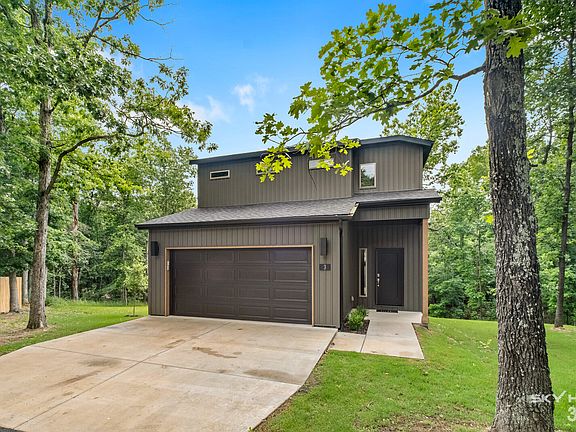 3rd image of 3 Kilham Ln