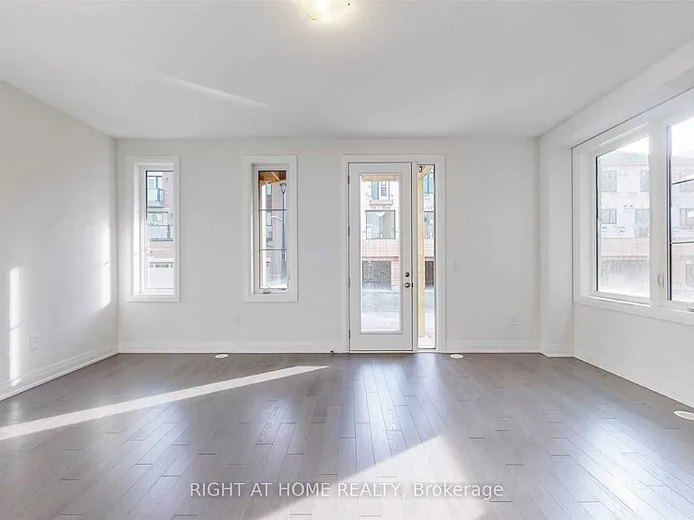 235 Vermont Ave — Photo 6