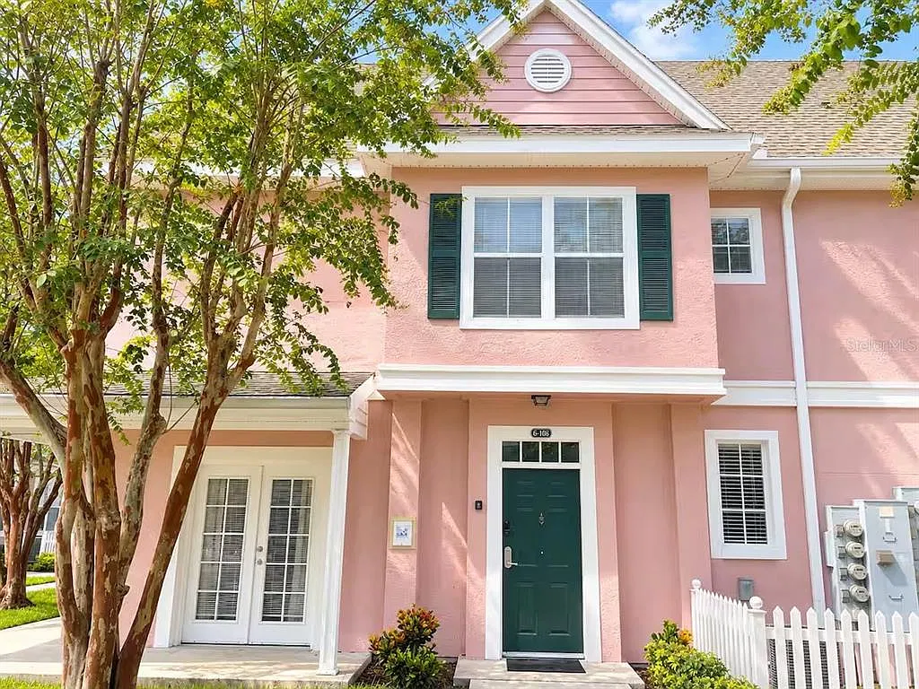 4 bed, 3.0 bath, 1470 sqft, $1,990 — Photo 1