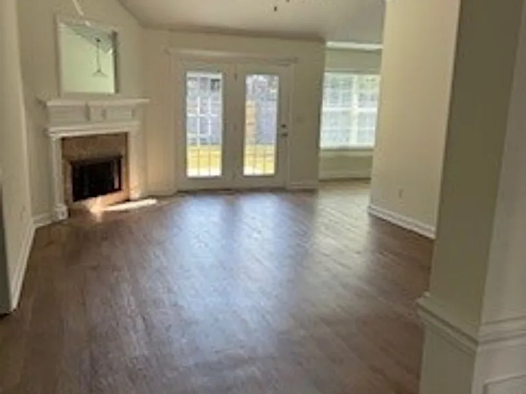 534 Cobblestone Cir — Photo 4