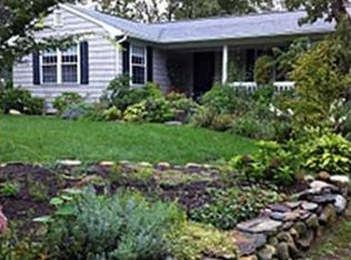 27 Cydot Dr, North Kingstown, RI 02852