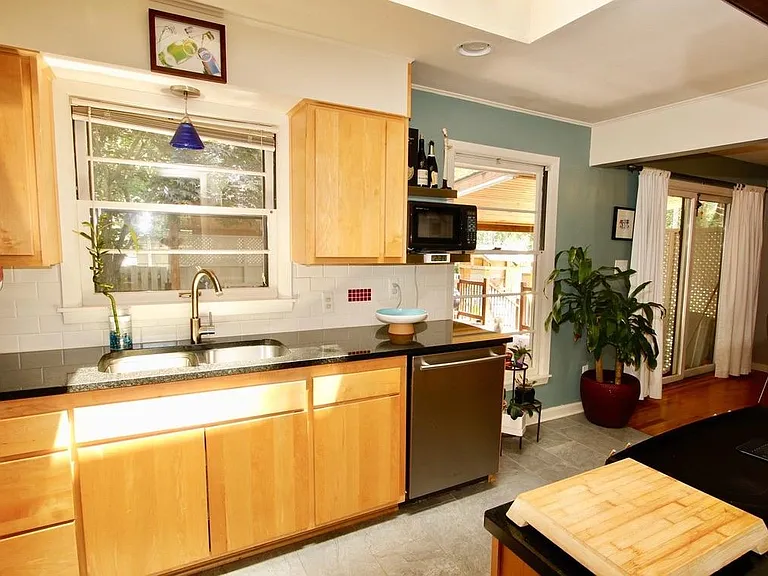 5117 W 65th Ter — Photo 12