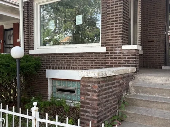 7744 S Rhodes Ave, Chicago, IL 60619