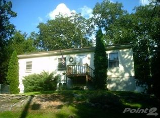 144 Tallwood Dr, Dingmans Ferry, PA 18328