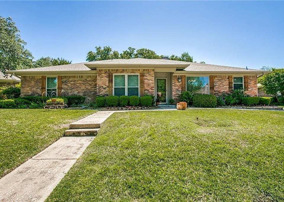 1st image of 2008 Surrey Oaks Dr