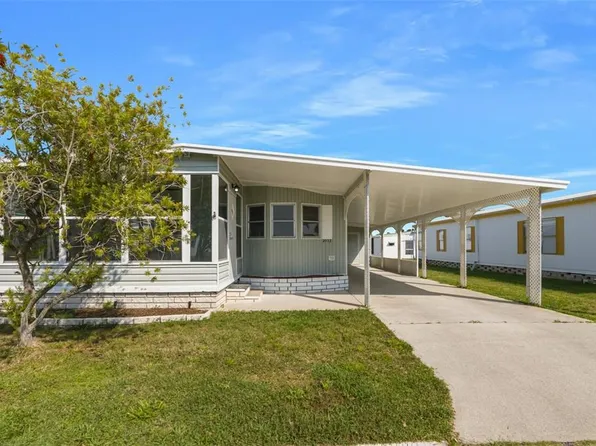 2032 Wailua Dr, Holiday, FL 34691