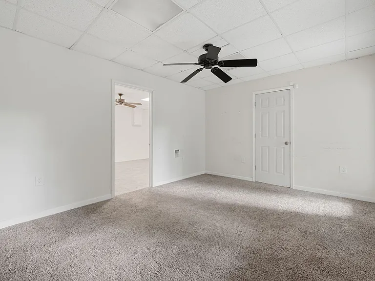 166 Cove Hl — Photo 22