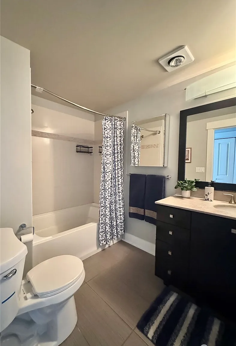 1 bed, 706 sqft, $2,600 — Photo 4