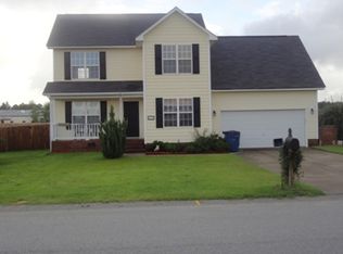 142 Jockey Dr, Raeford, NC 28376