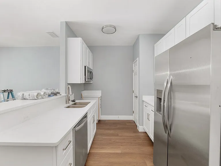 424 NW 3rd Ave #1 — Photo 3