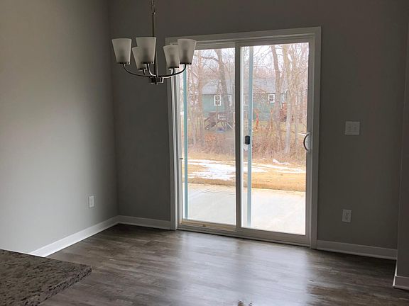 4th image of 2035 Country View Ct