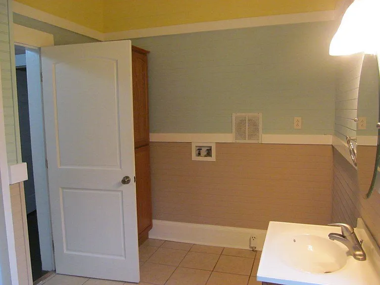 500 Bedell Ave — Photo 11
