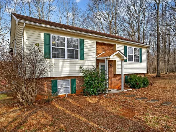 3604 Bartlett Dr, Cookeville, TN 38506