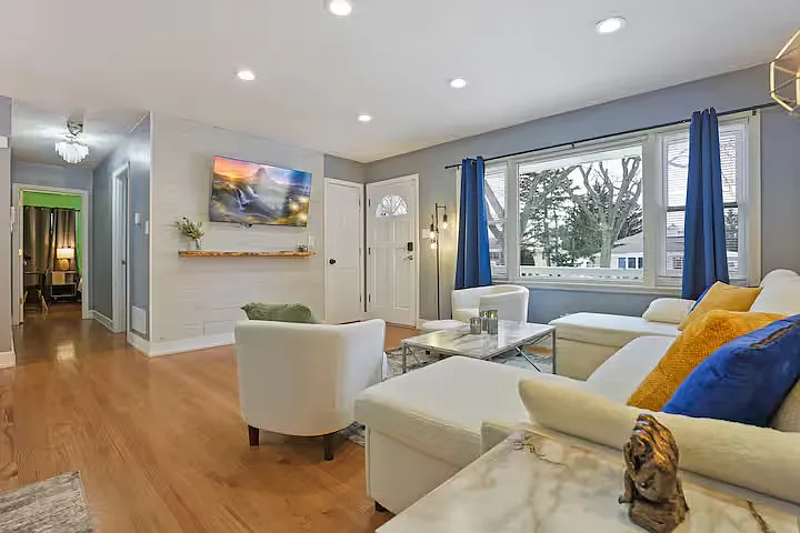 777 N Lombard St — Photo 4
