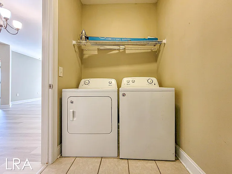 100 Gateway Dr #130 — Photo 9