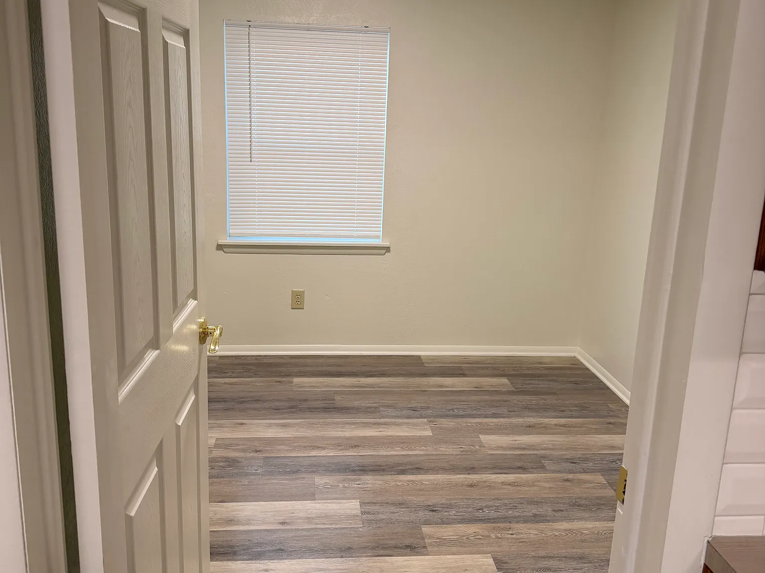 3 bed, 1727 sqft, $1,350 — Photo 4