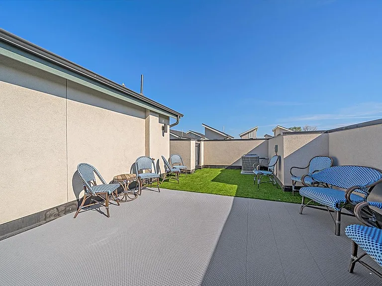 1334 Benton St — Photo 20
