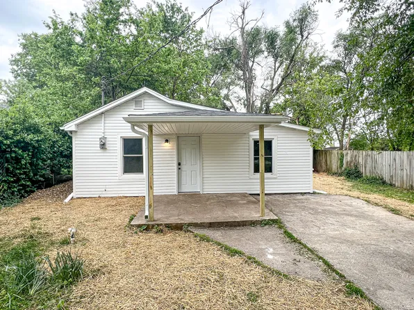 1726 W Belmont Street, Springfield, MO 65802