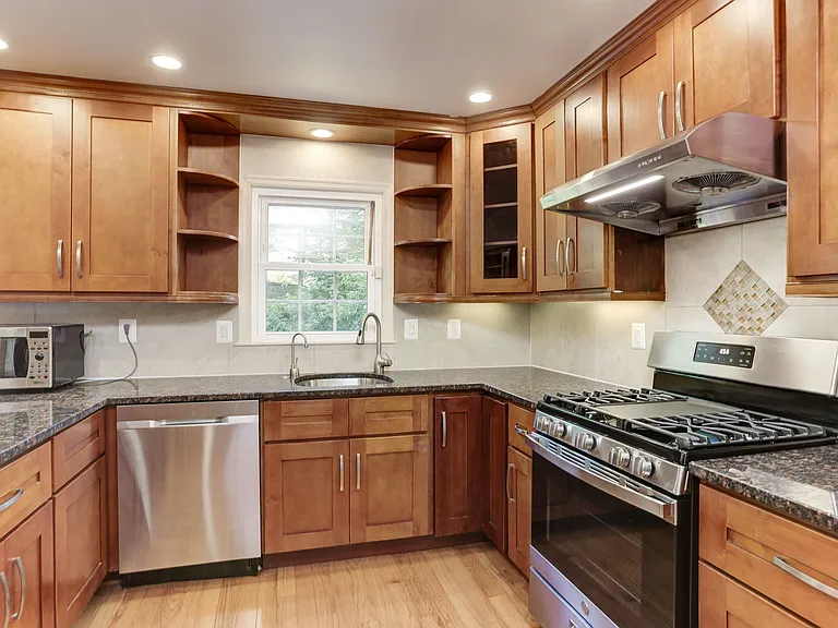 7133 Swansong Way — Photo 16