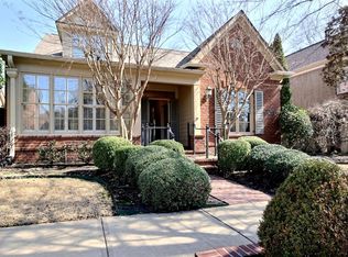 302 Colbert St E, Collierville, TN 38017