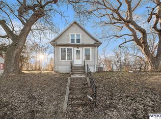 4114 N 43rd St, Omaha, NE 68111