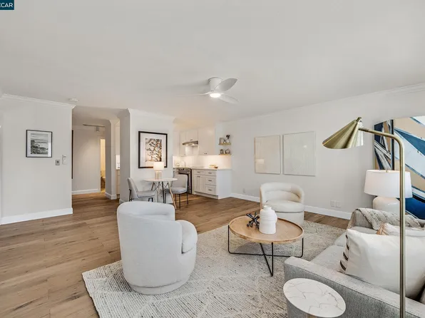 1743 Carmel Dr APT 31, Walnut Creek, CA 94596