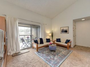 9160 Madison Ave APT 70, Fair Oaks, CA 95628